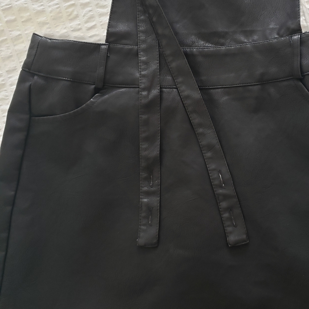 BB Dakota Jack vegan leather pinafore black medium - Picture 3 of 8